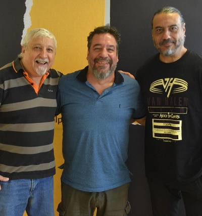 Miguel Perez, Nicolás Peisojovich y Jorge Fulco, integrantes del equipo de Línea de Tres, programa de radio en Sol Play 91.5, Santa Fe.